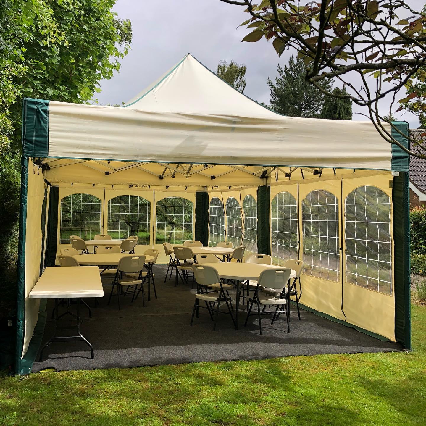 4.5m × 4.5m mini marquee hire